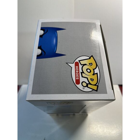 New! 2016 Funko Pop Vinyl Figure Darkest Night Batman #143 Vaulted NY Comic Con - Picture 5 of 5